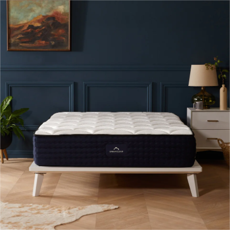 Satisfying Bedroom Gadgets - DreamCloud mattresses